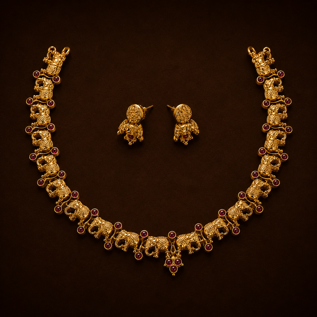 Elephant motif neckchain